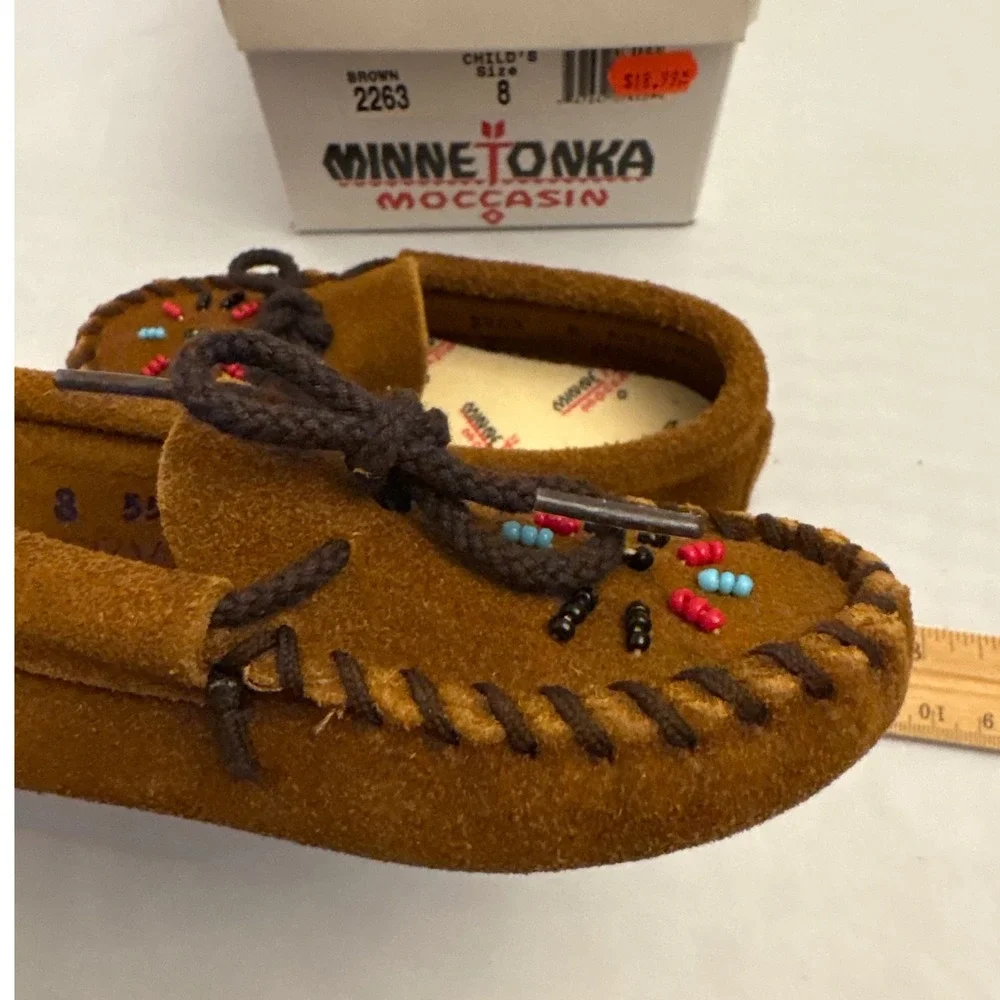 Minnetonka Moccasin Child Size 8‎ Brown Suede Beaded Slip On Shoes Leather